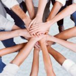 同調行動とは?同調圧力の怖さ。それらの注意点まで解説!