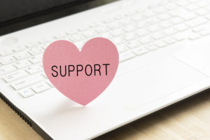 スマホからお悩み相談ができるサービスは？行政が実施しているもののデメリット