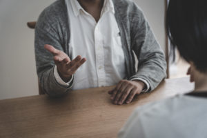 モラハラ男に捕まりやすい女性の条件とは？捕まりやすい女子の特徴！