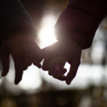 プラトニック不倫って？セカンドパートナーを持つメリットと注意点