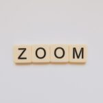 Zoomが嫌い、疲れる理由…オンラインミーティングではなぜ疲れるのか?