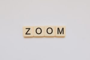 Zoomが嫌い、疲れる理由…オンラインミーティングではなぜ疲れるのか？