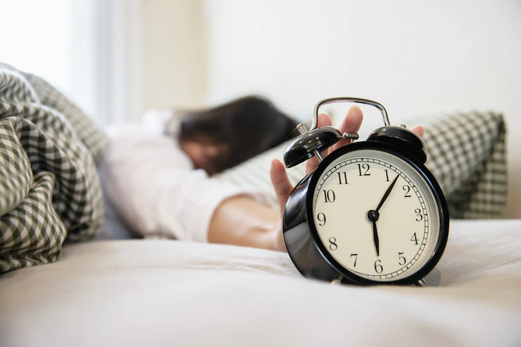 朝、起きられないのは甘えなの？過眠症かもしれない…と思う時の対処法