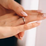 結婚願望のない&憧れない女性はおかしいの?結婚したいと思わない理由と意識するきっかけ