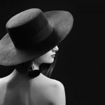 強気なふりをして実はメンヘラ!隠れメンヘラ女性を見抜くコツ