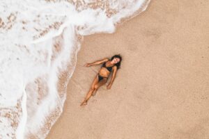 着飾らない人は、なぜ素顔のままで美しいのか